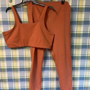 Girlfriend Collective Set - leggings and tommy bra